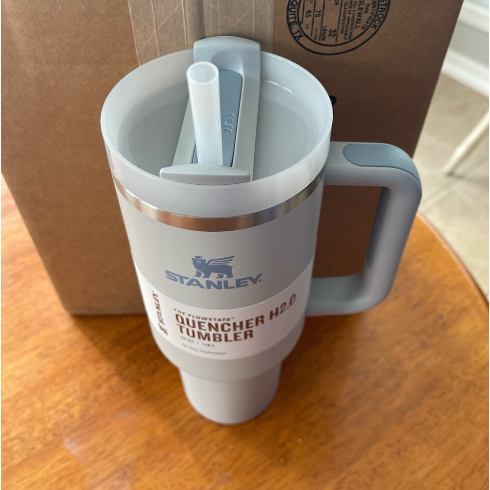 Stanley quencher H2.0 tumbler - Picture 4 of 6